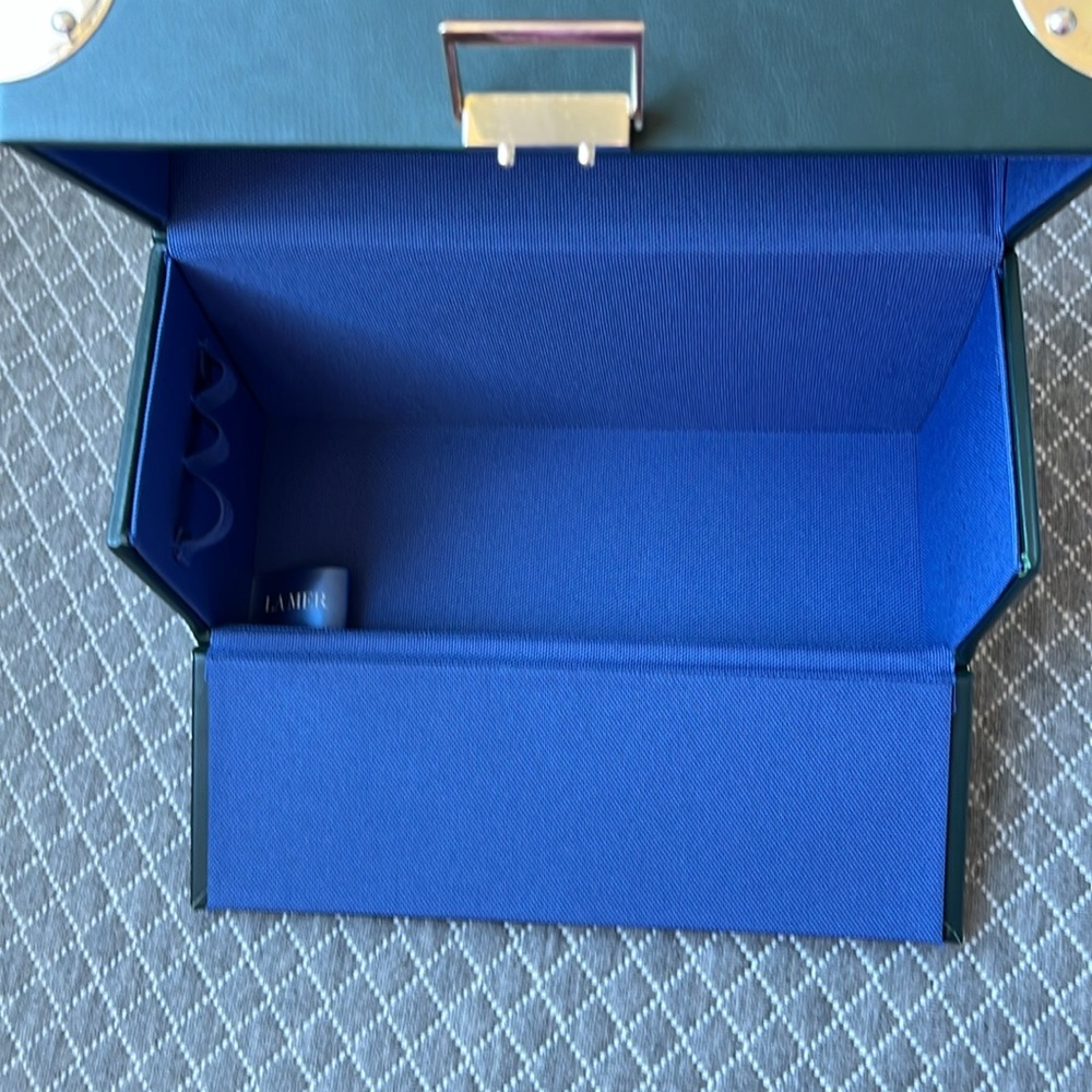 NWT La Mer Limited Edition Vanity Case Trunk Jewelry Box -- Emerald - Picture 7 of 12